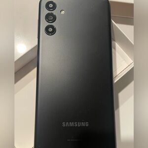 Samsung Midnight Black Phone with Dual Cameras